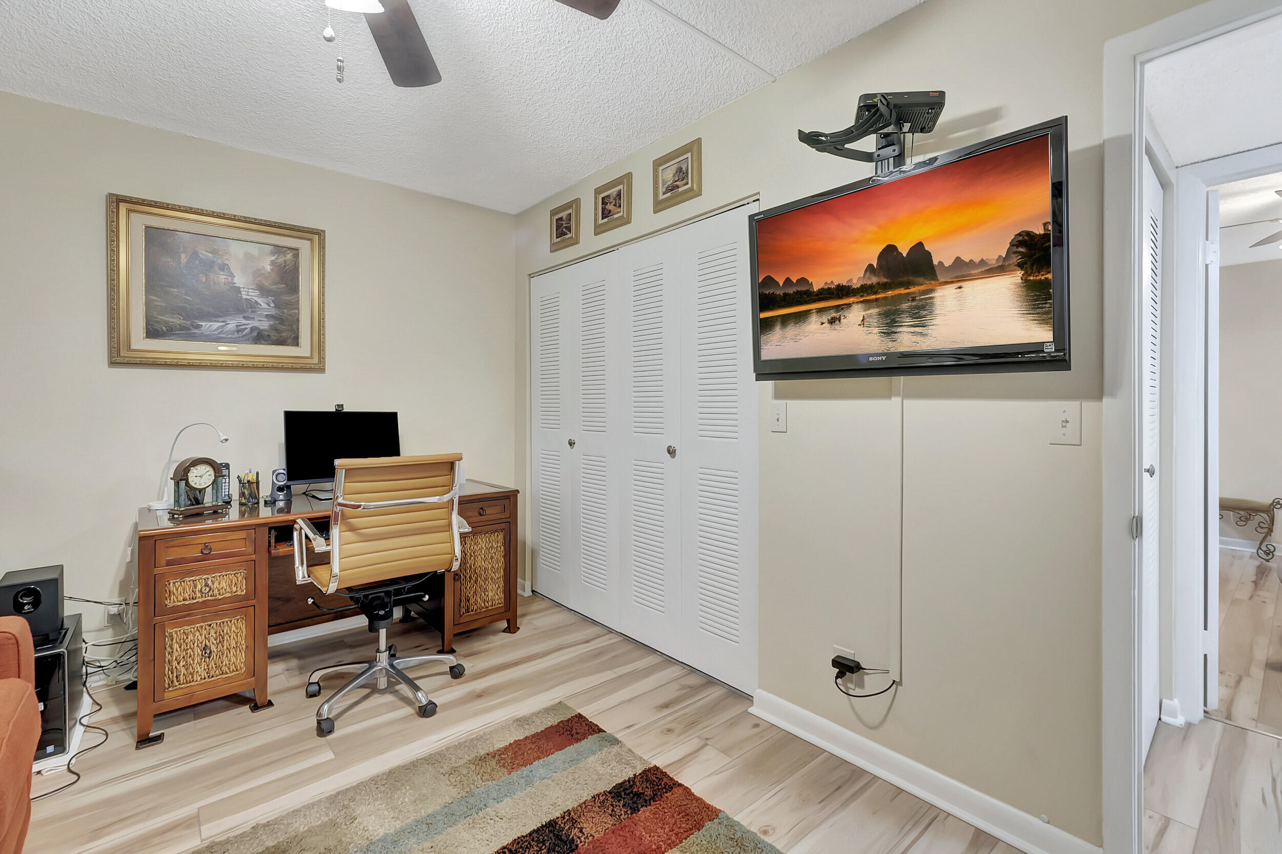 5250 Las Verdes Circle 120