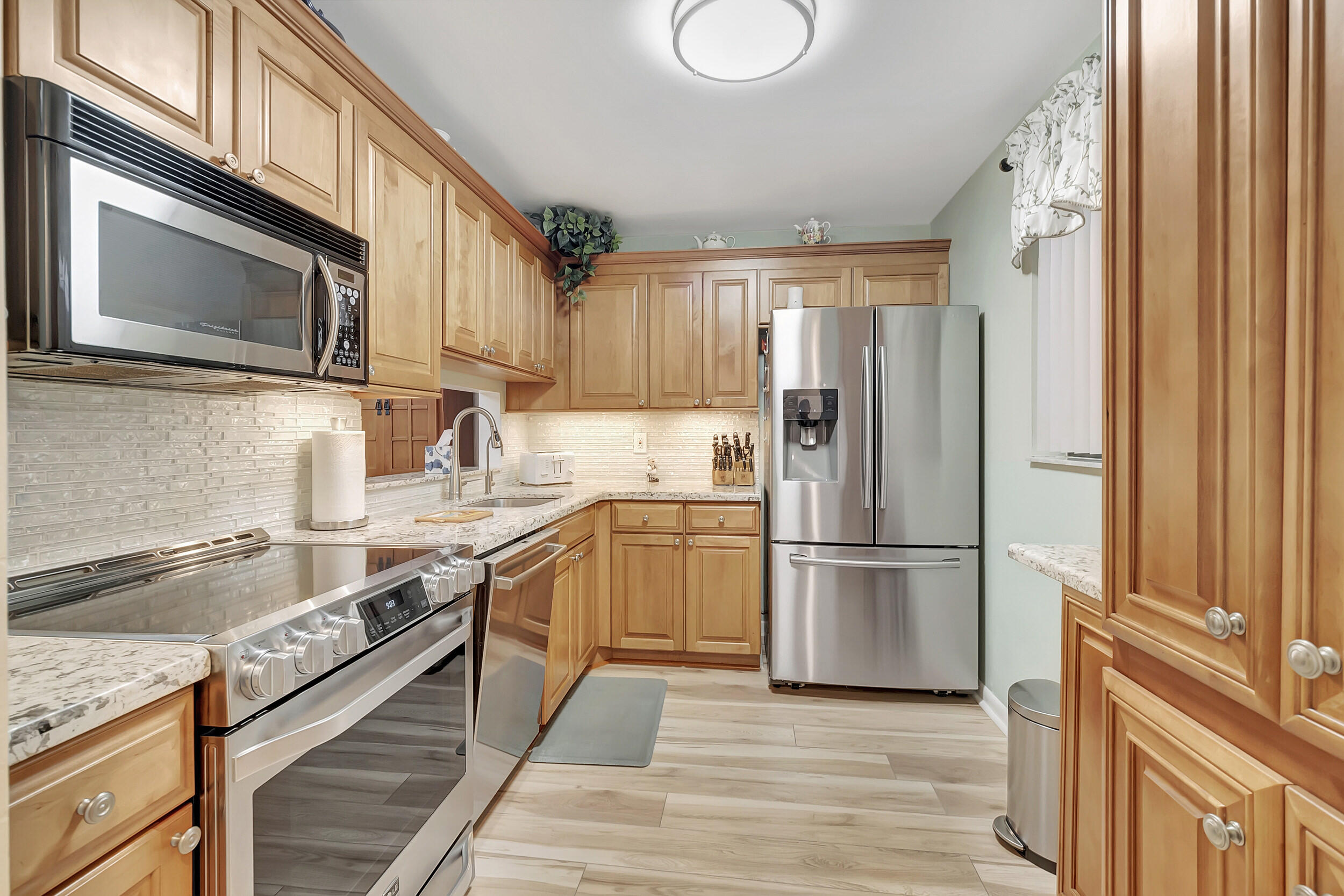 5250 Las Verdes Circle 120