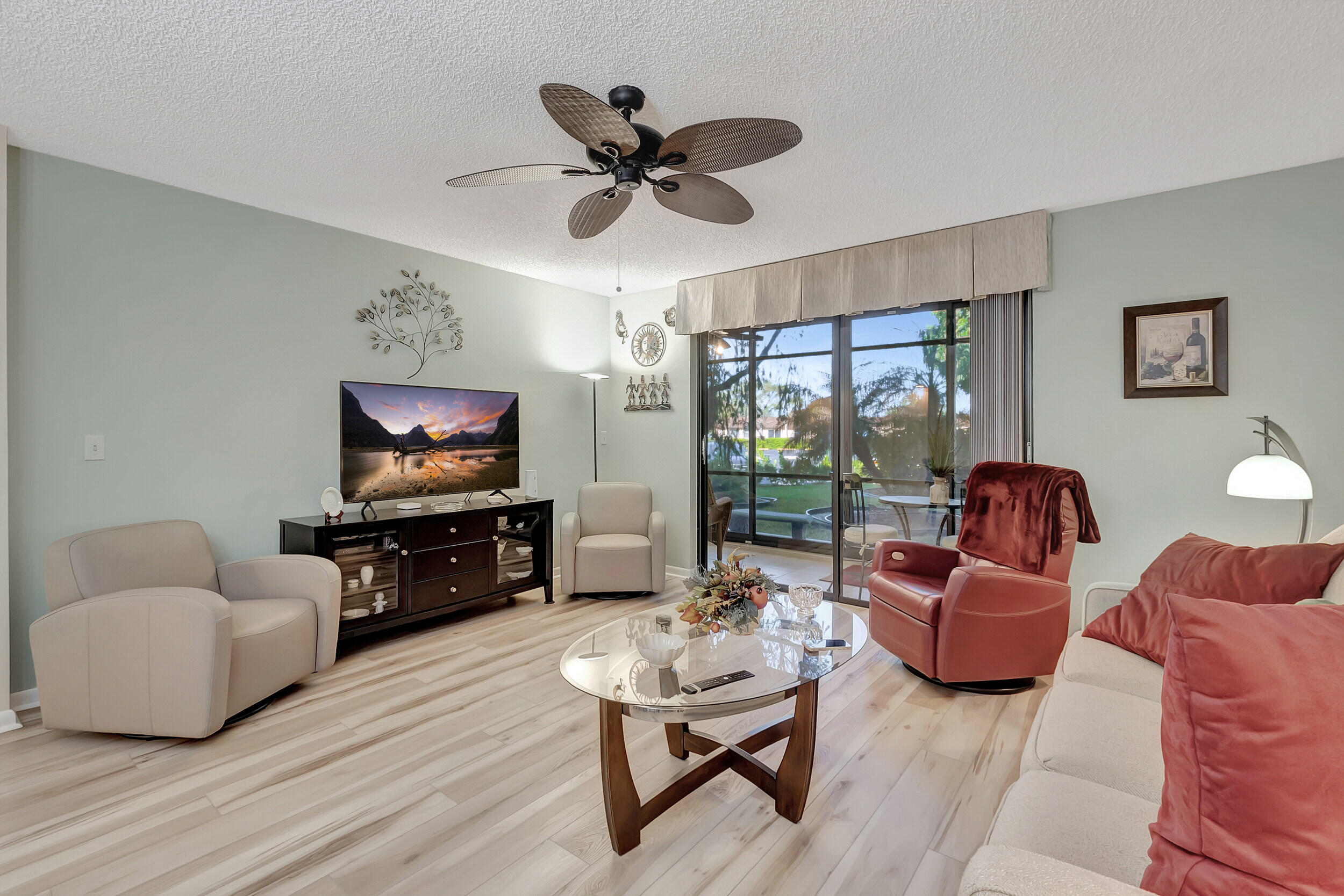 5250 Las Verdes Circle 120