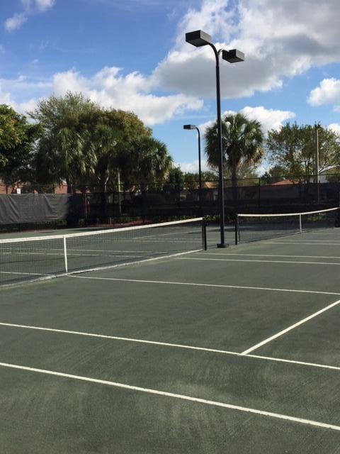 6123 Floral Lakes Drive