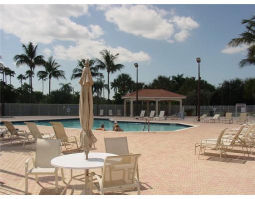 6123 Floral Lakes Drive