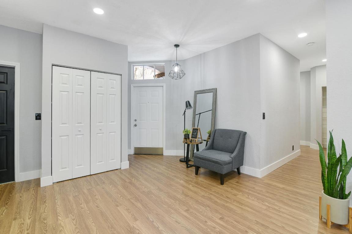 1229 SW 48th Terrace