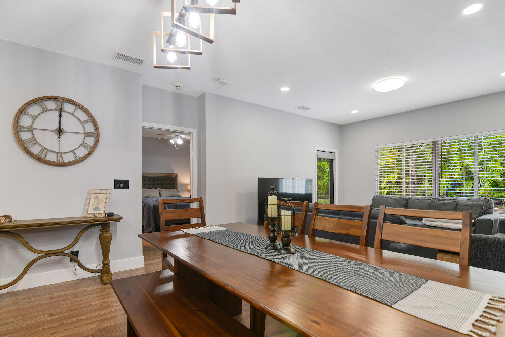 1229 SW 48th Terrace