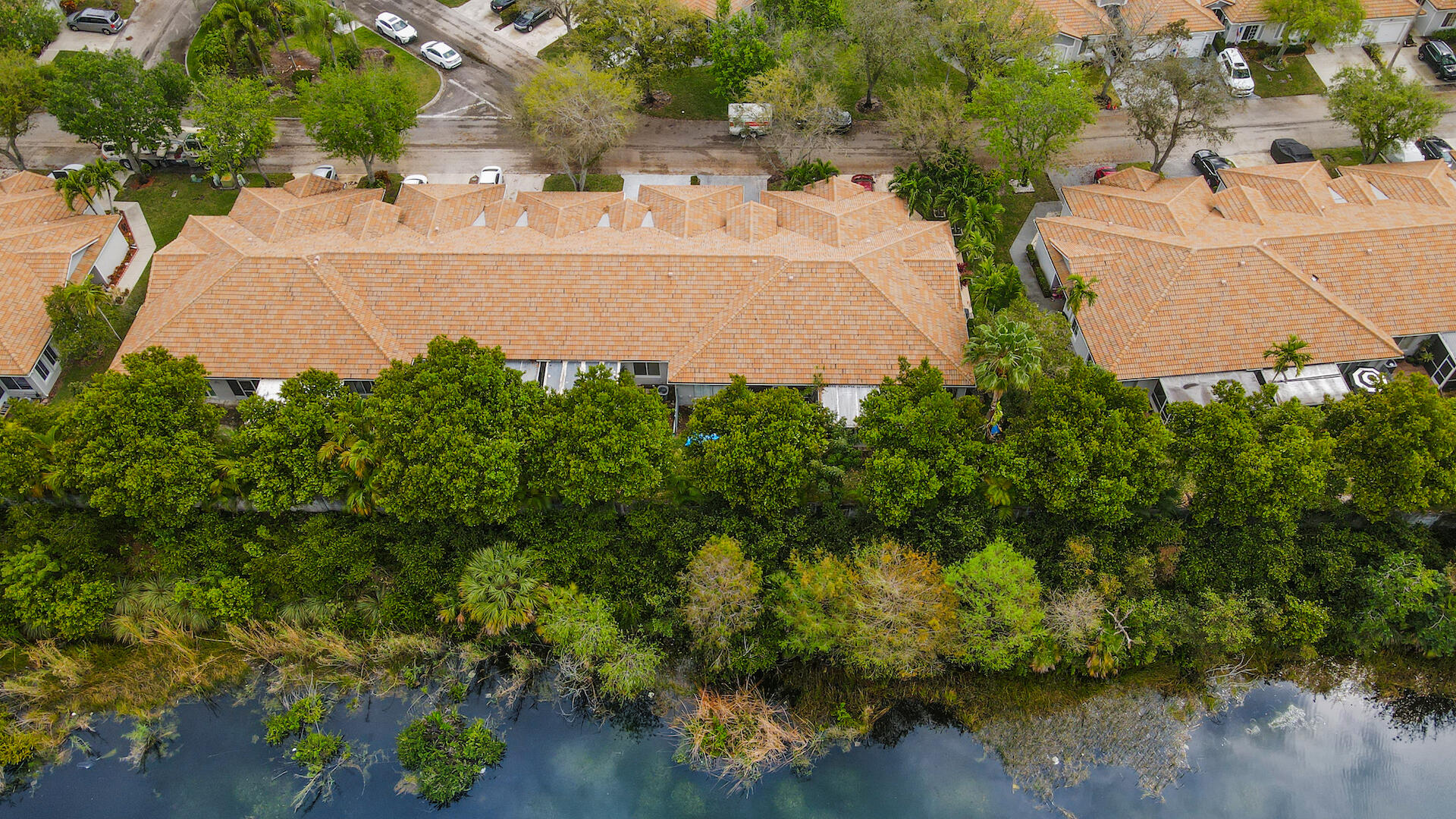 1229 SW 48th Terrace