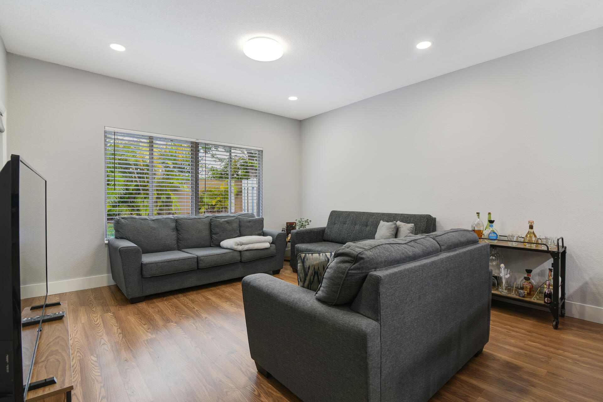 1229 SW 48th Terrace