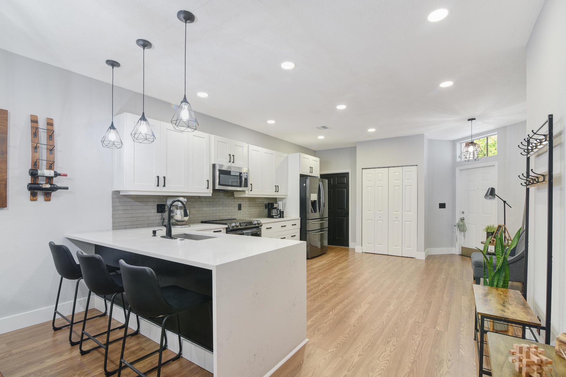 1229 SW 48th Terrace