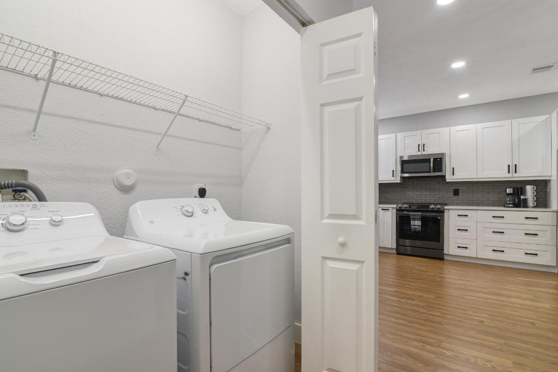 1229 SW 48th Terrace