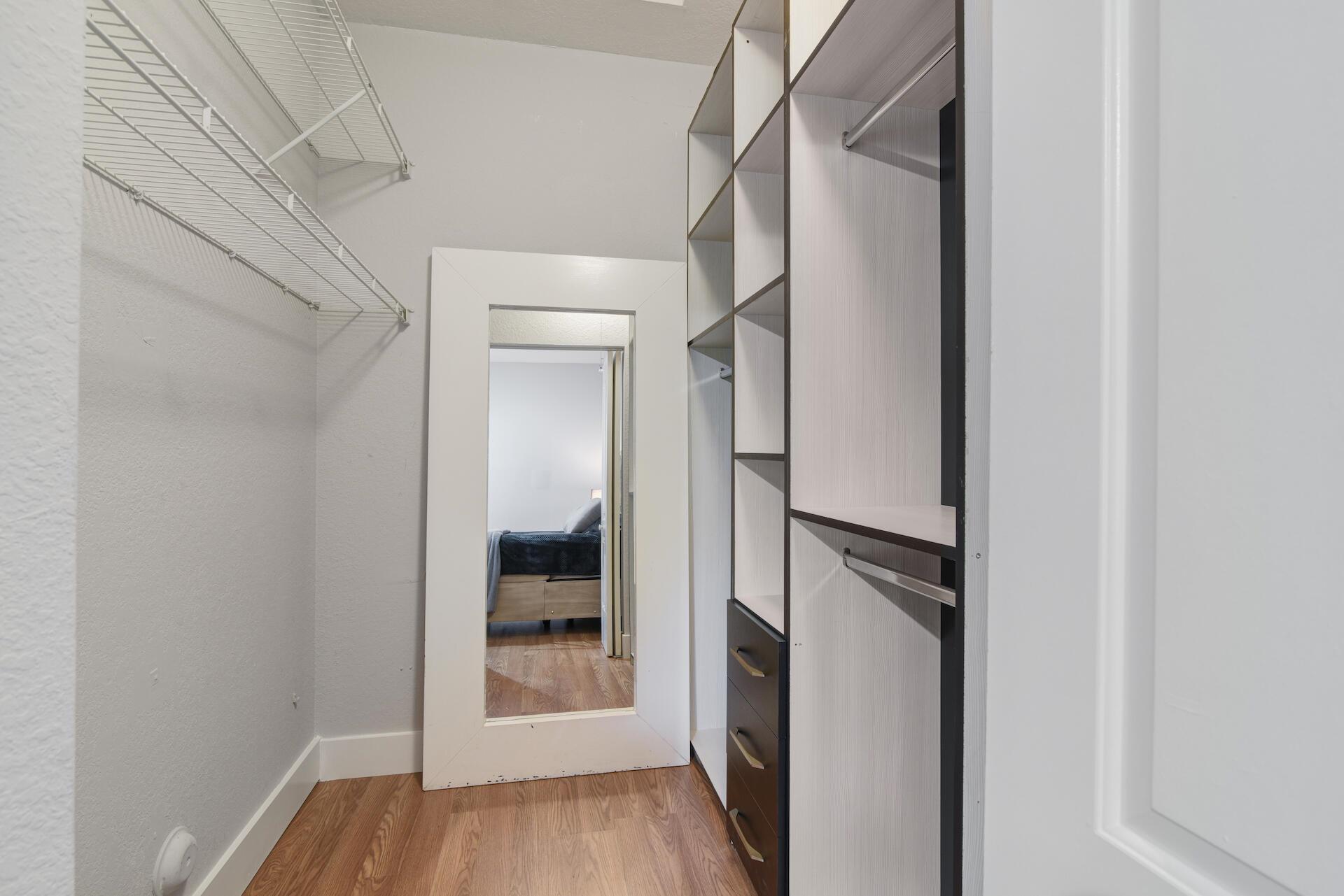 1229 SW 48th Terrace