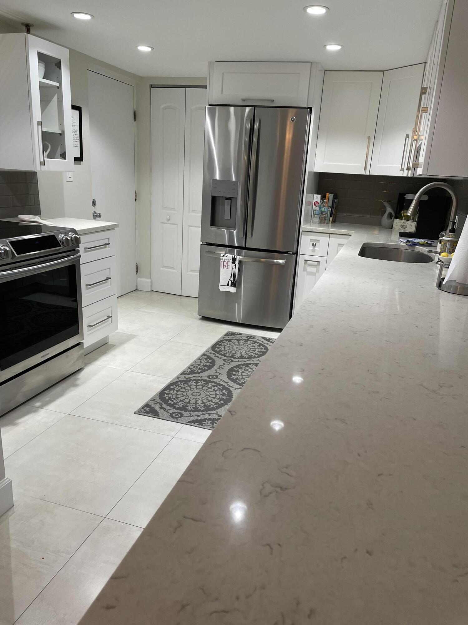 5340 NW 2nd Avenue 229