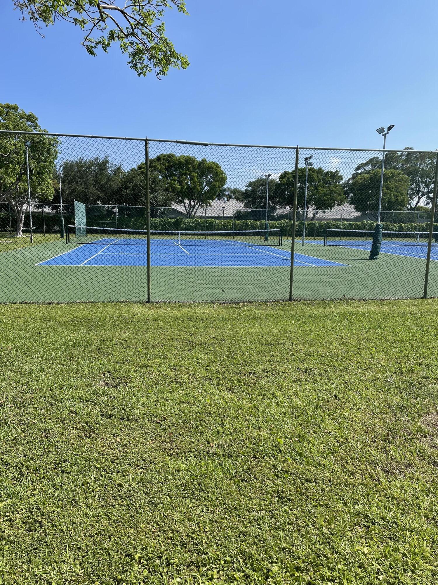 5340 NW 2nd Avenue 229