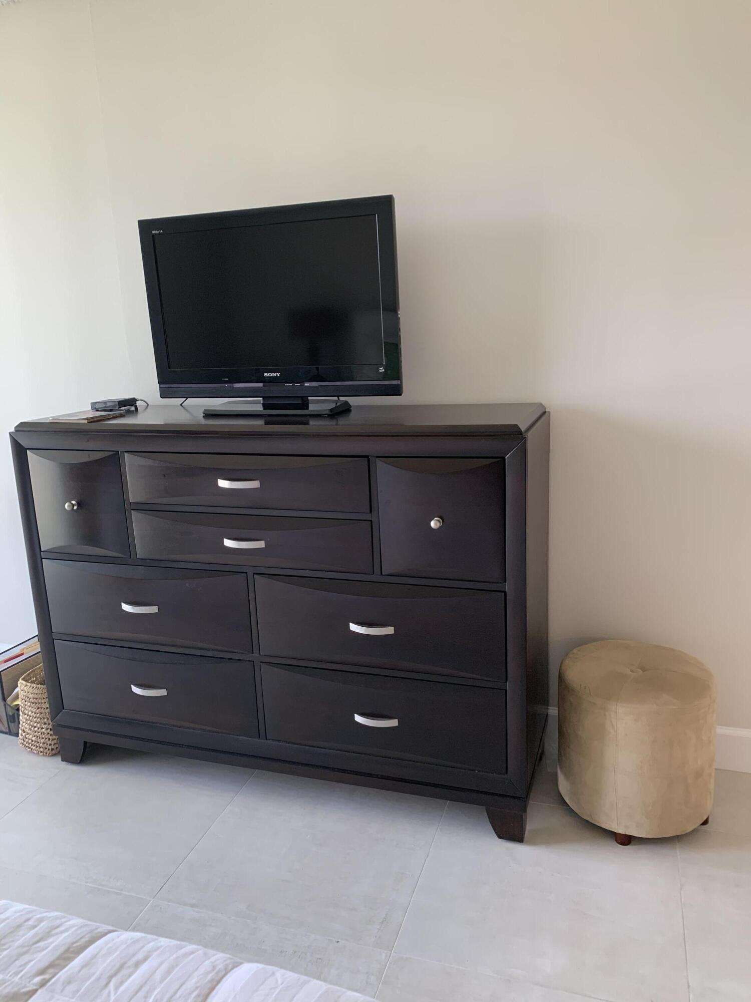 5340 NW 2nd Avenue 229