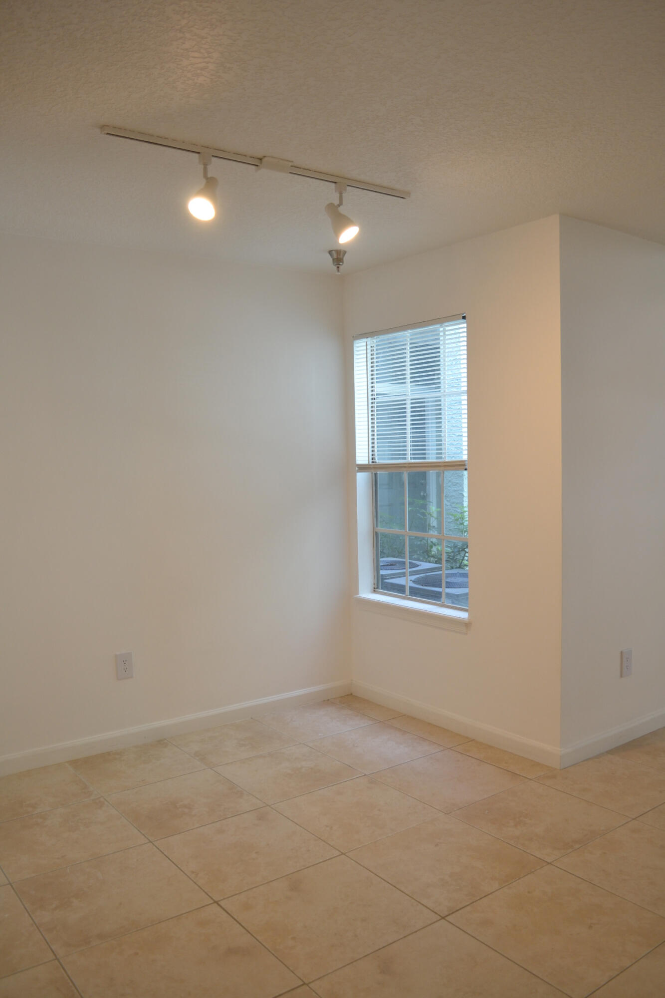 1050 Crystal Way E, Delray Beach Unit: E