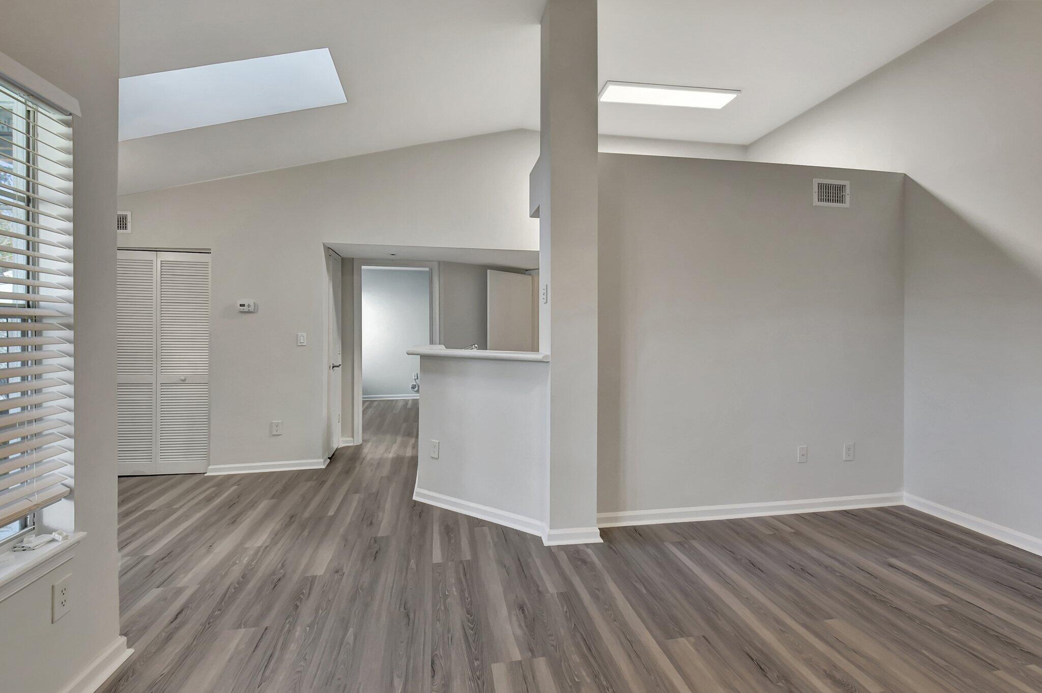 1275 Crystal Way L