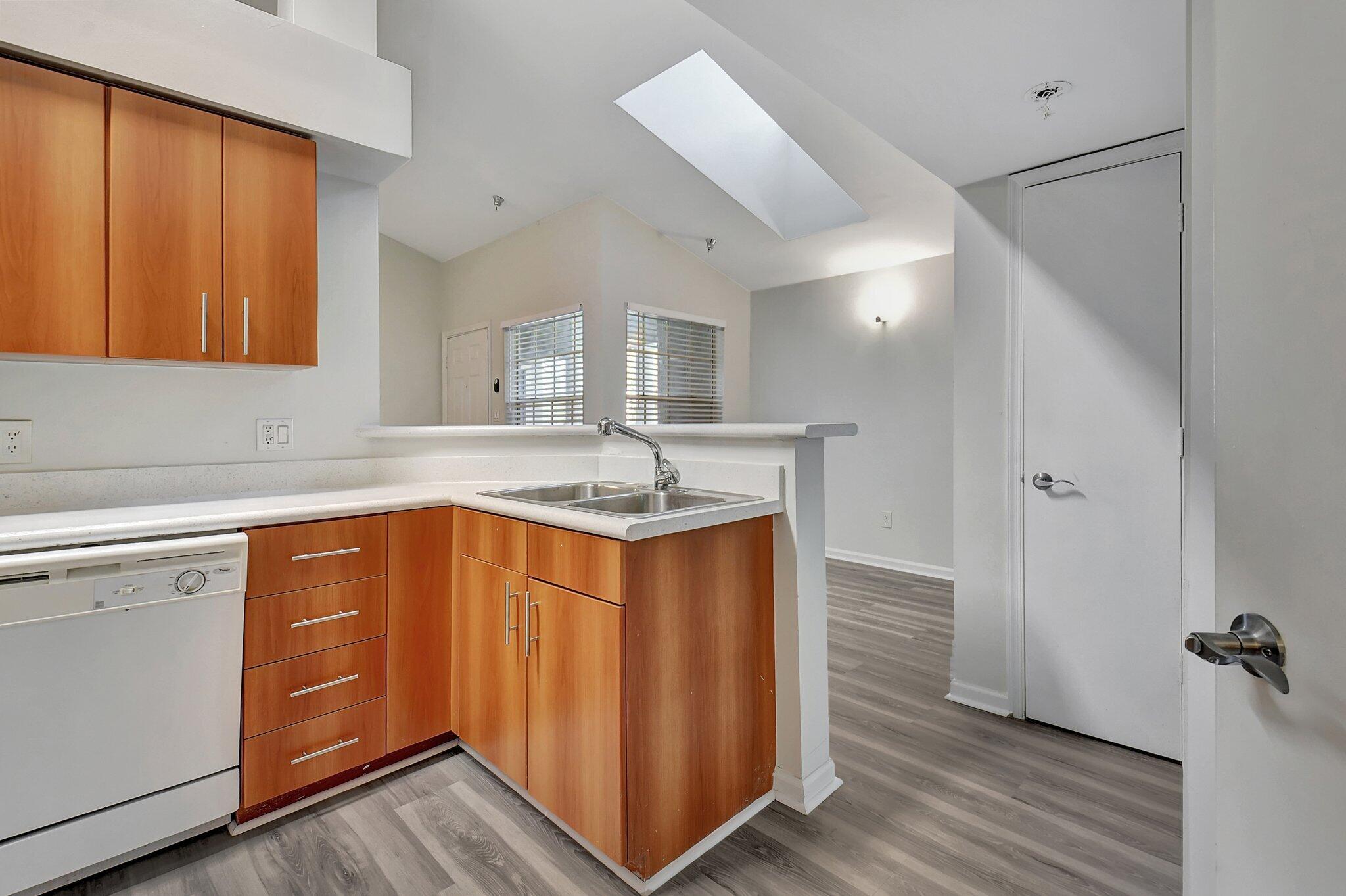 1275 Crystal Way L