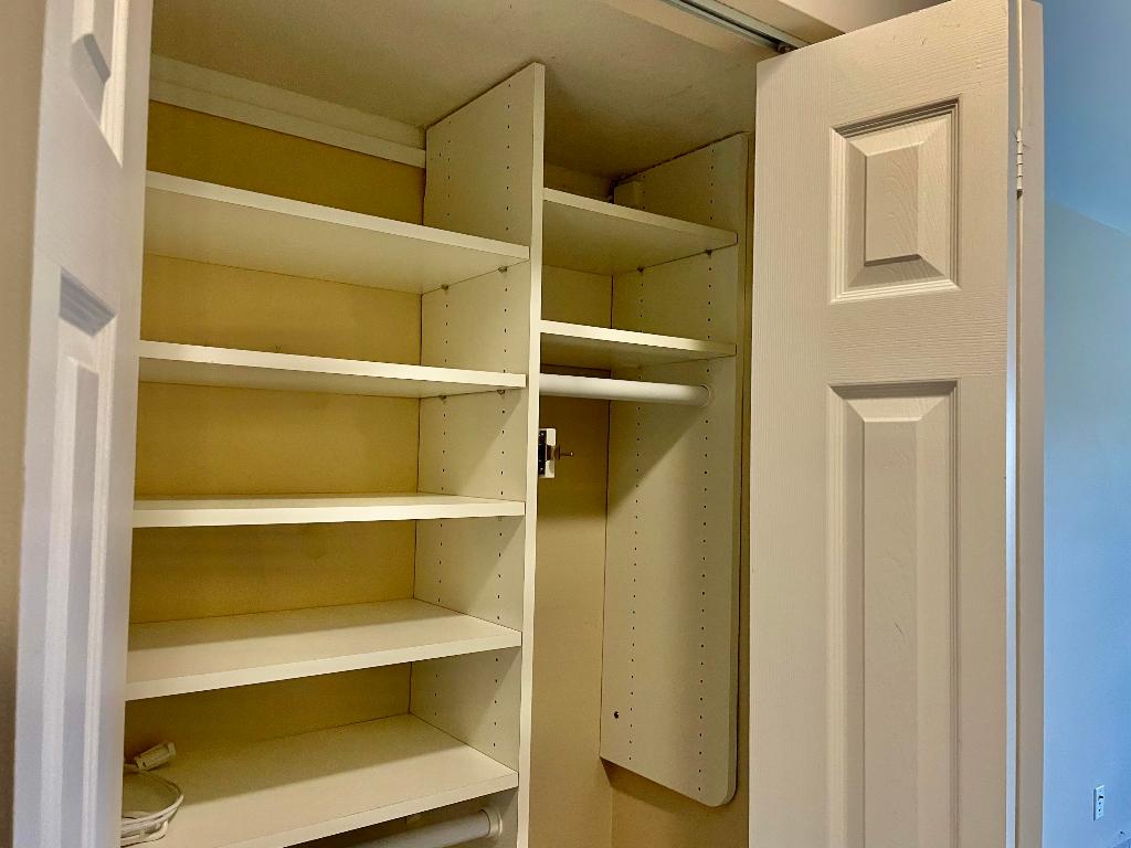 9313 Pecky Cypress Lane 18e