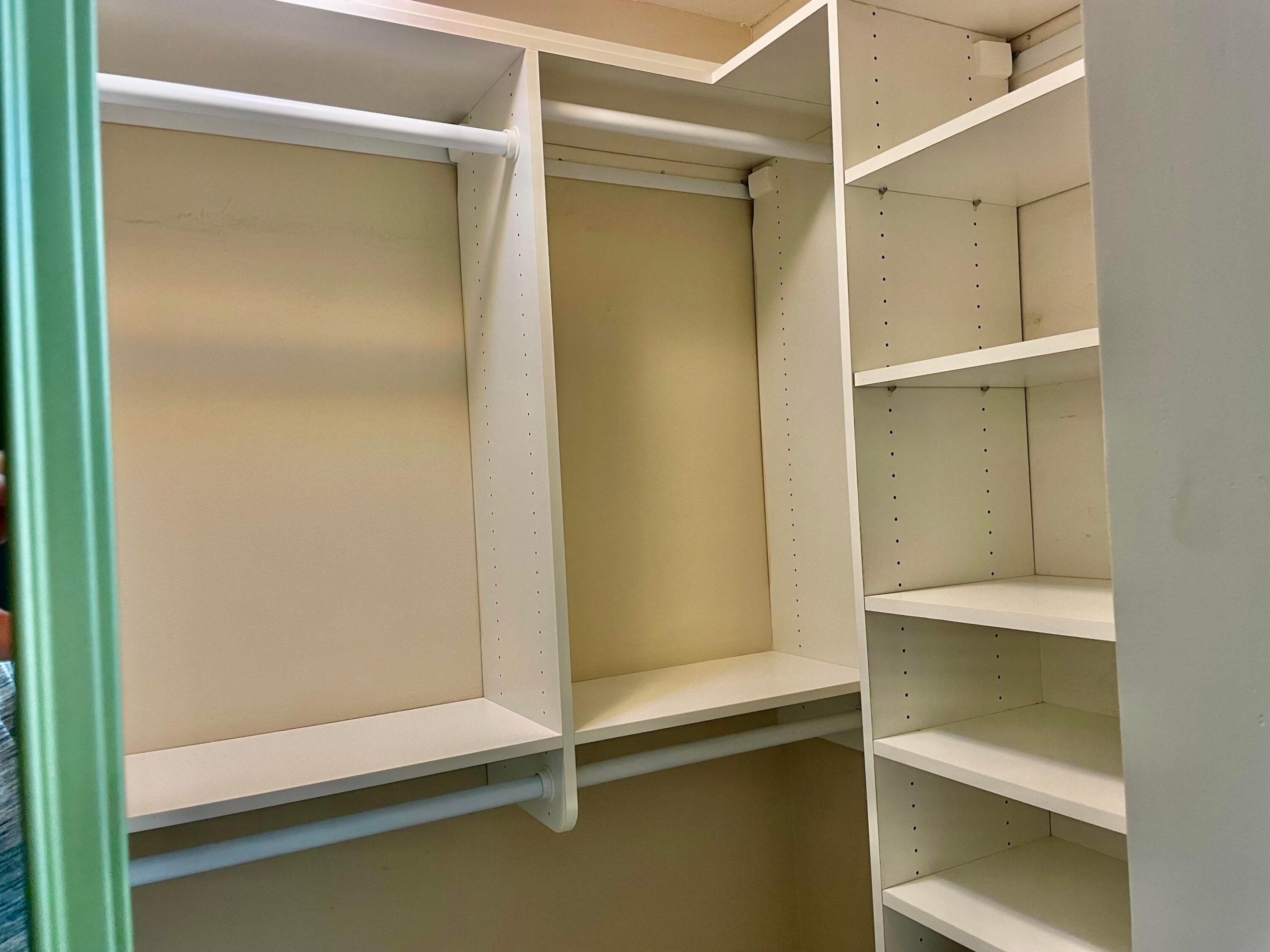 9313 Pecky Cypress Lane 18e