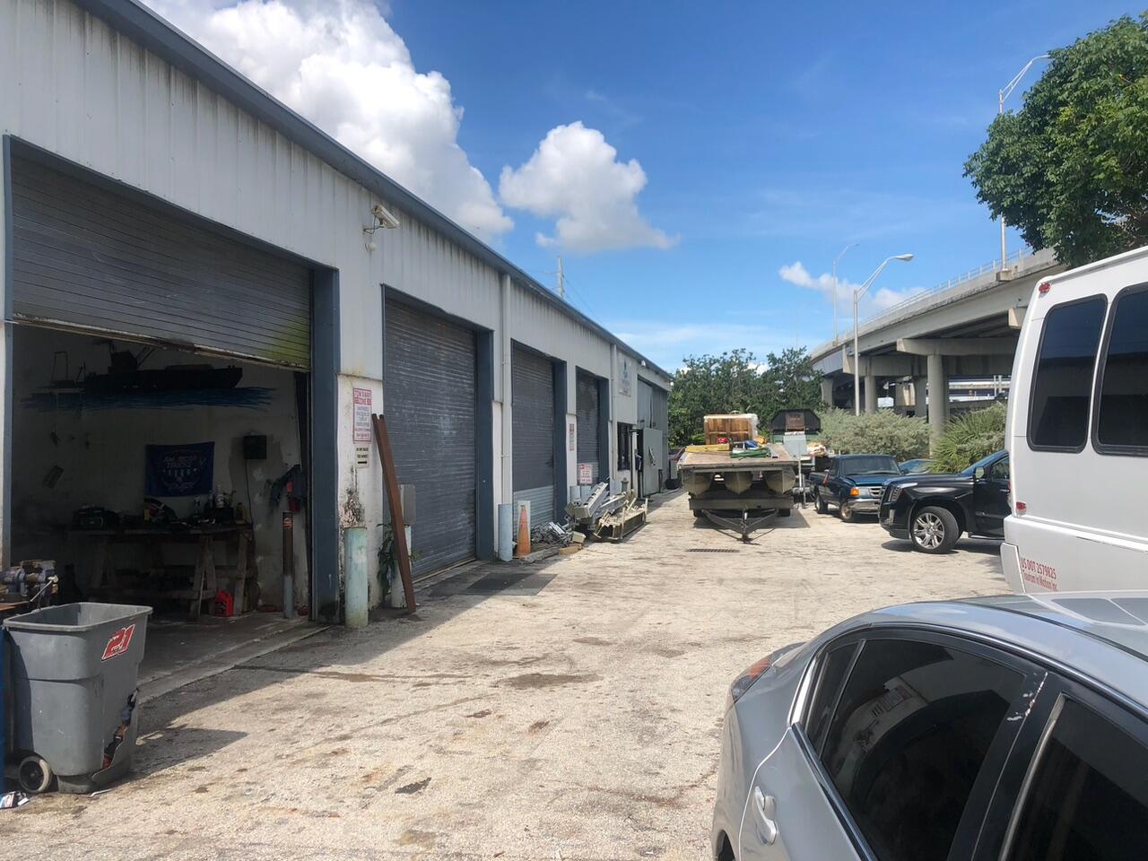 1970 W State Road 84