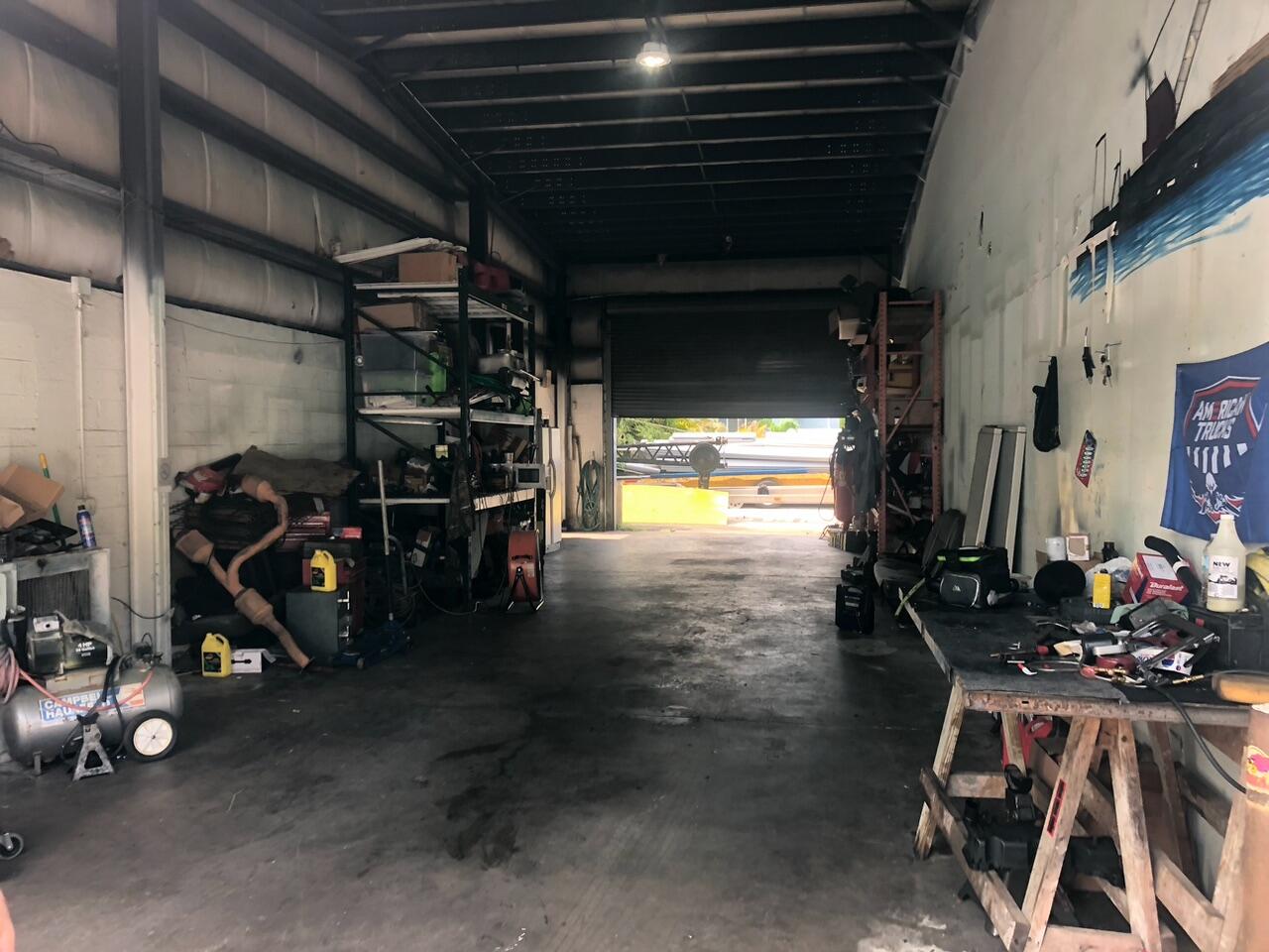 1970 W State Road 84