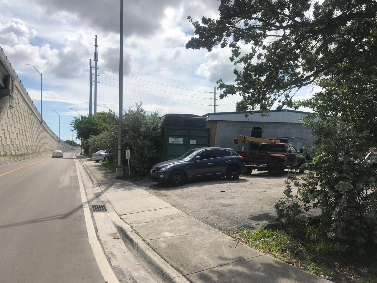 1970 W State Road 84