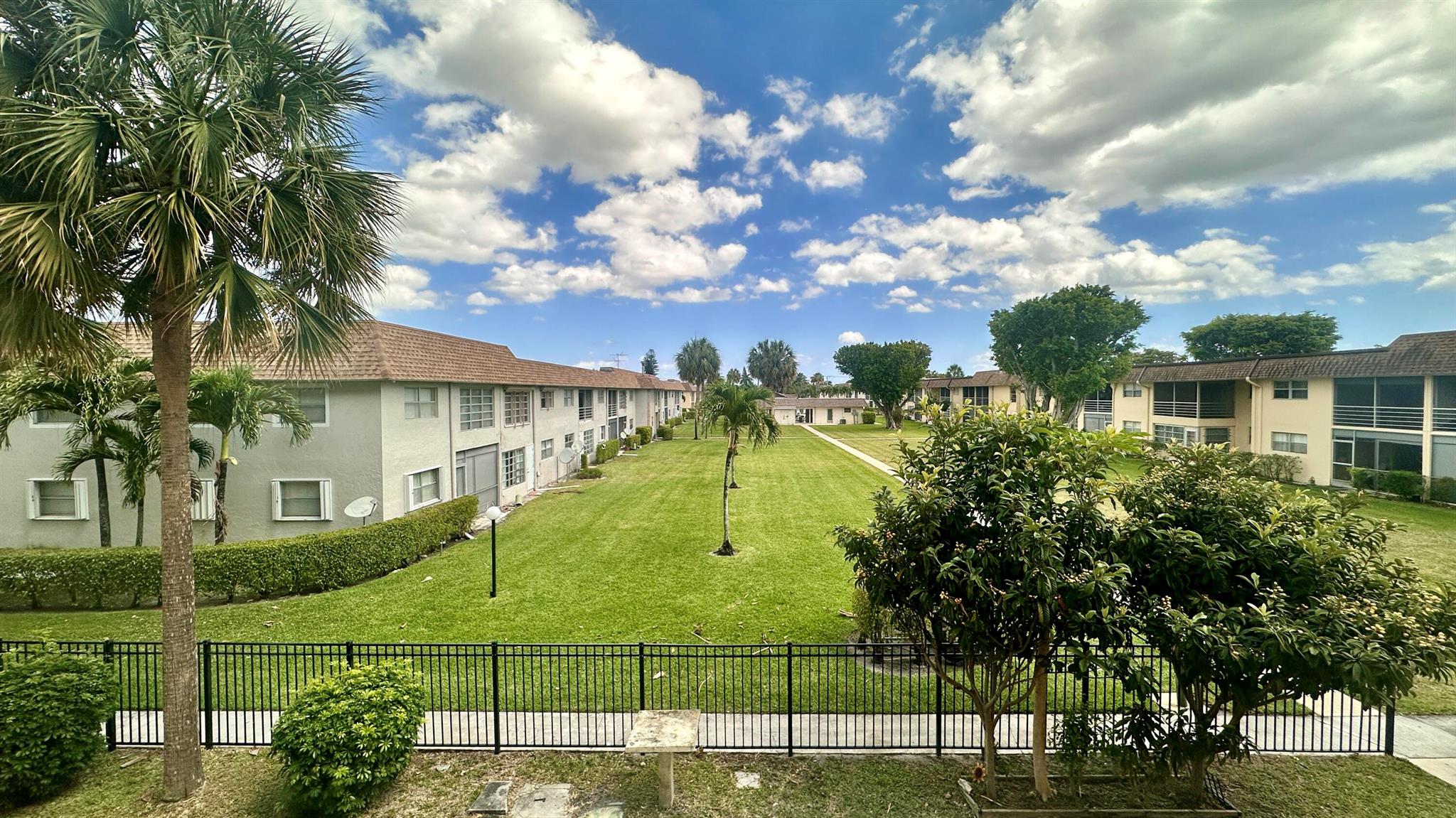 9949 Sandalfoot Boulevard 524