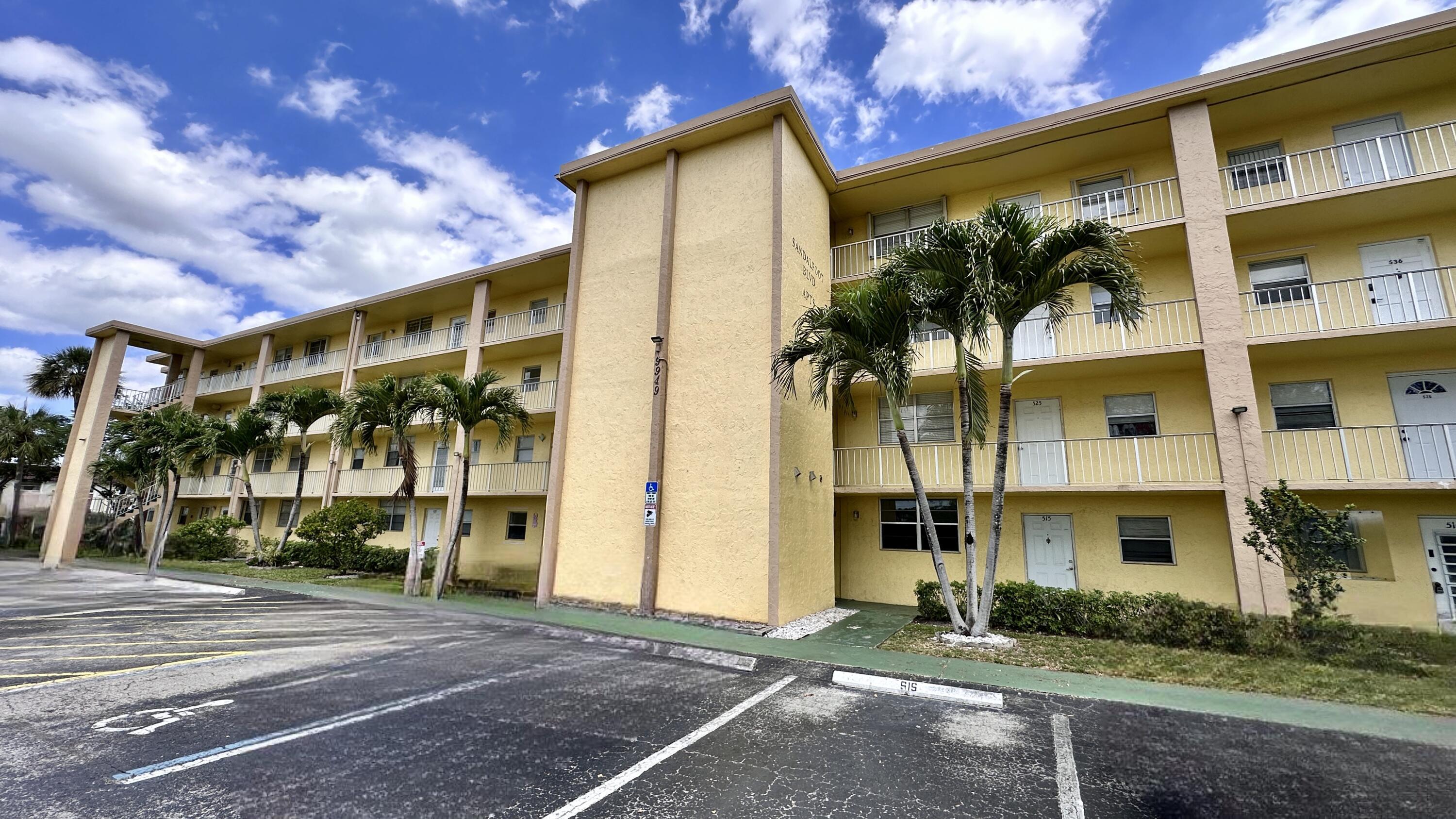 9949 Sandalfoot Boulevard 524