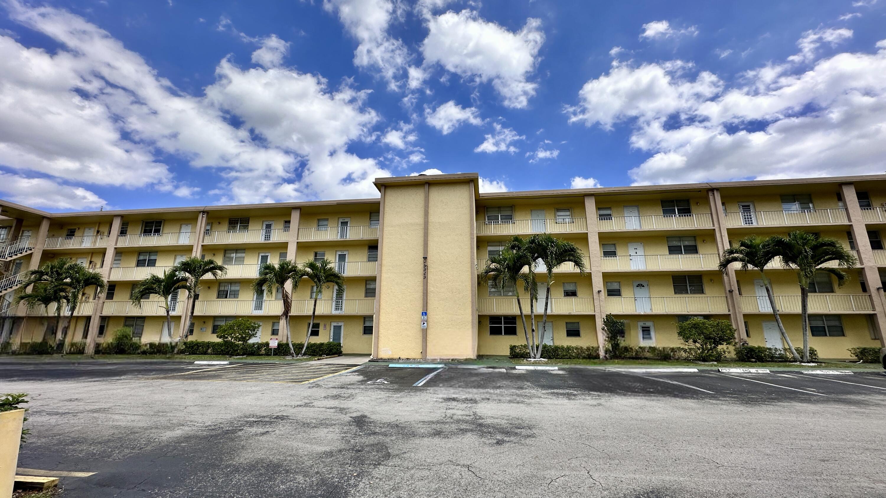 9949 Sandalfoot Boulevard 524