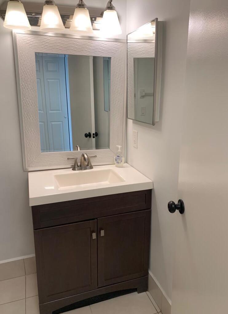 3000 NW 42nd Avenue B207