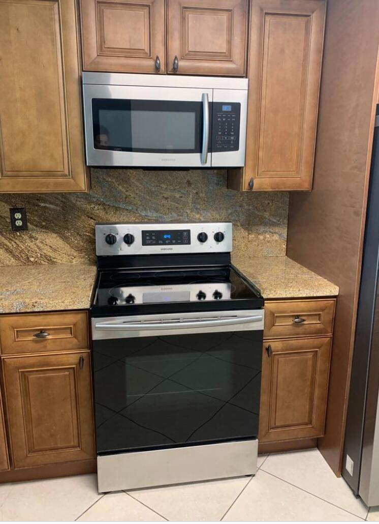 3000 NW 42nd Avenue B207