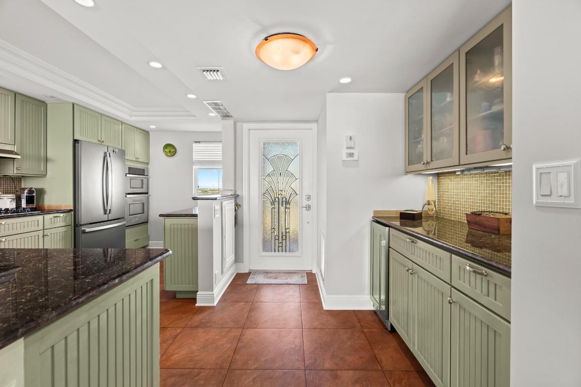 1012 N Ocean Boulevard 1602, Pompano Beach Unit: 1602