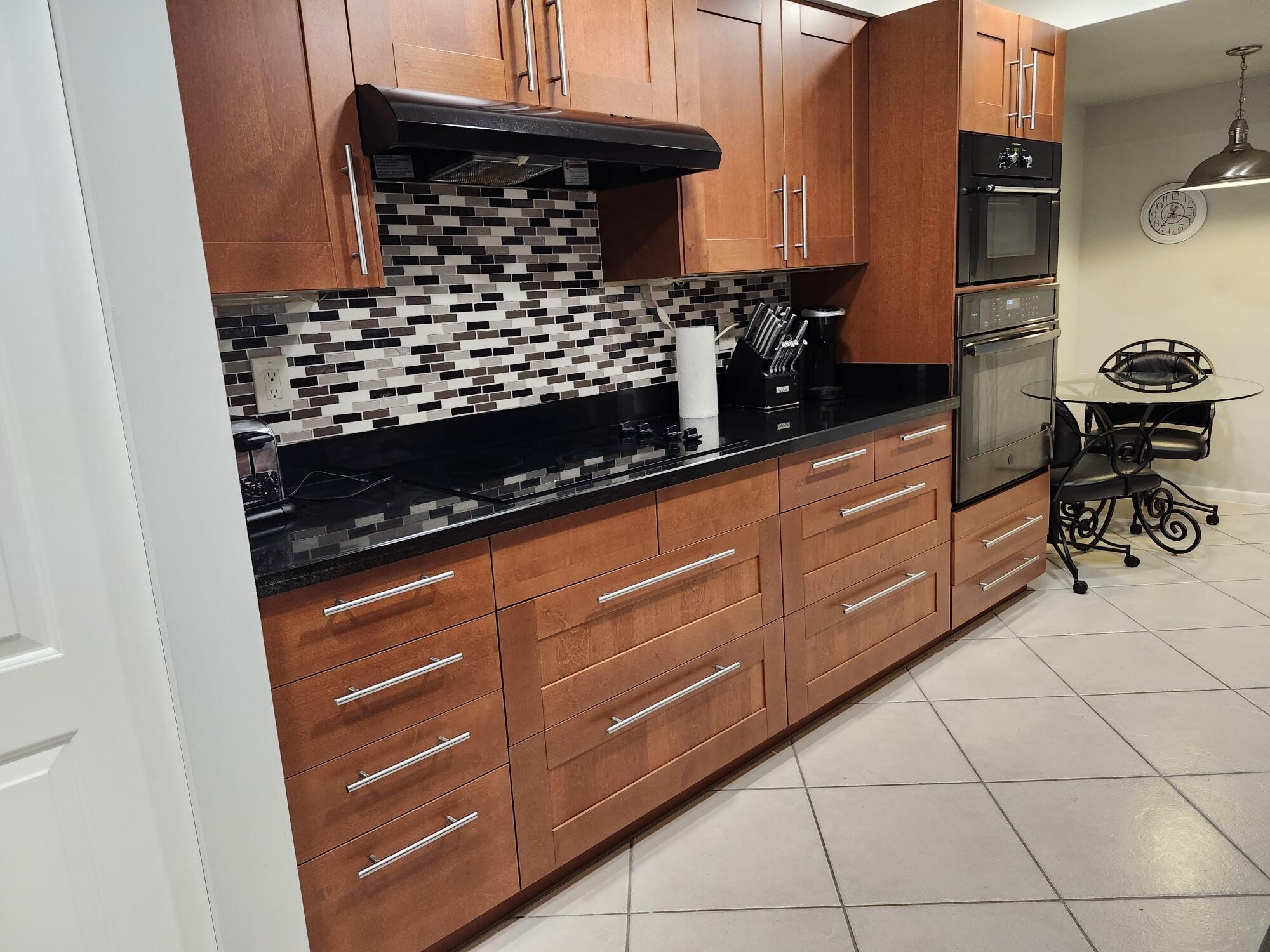 450 Egret Circle 9204