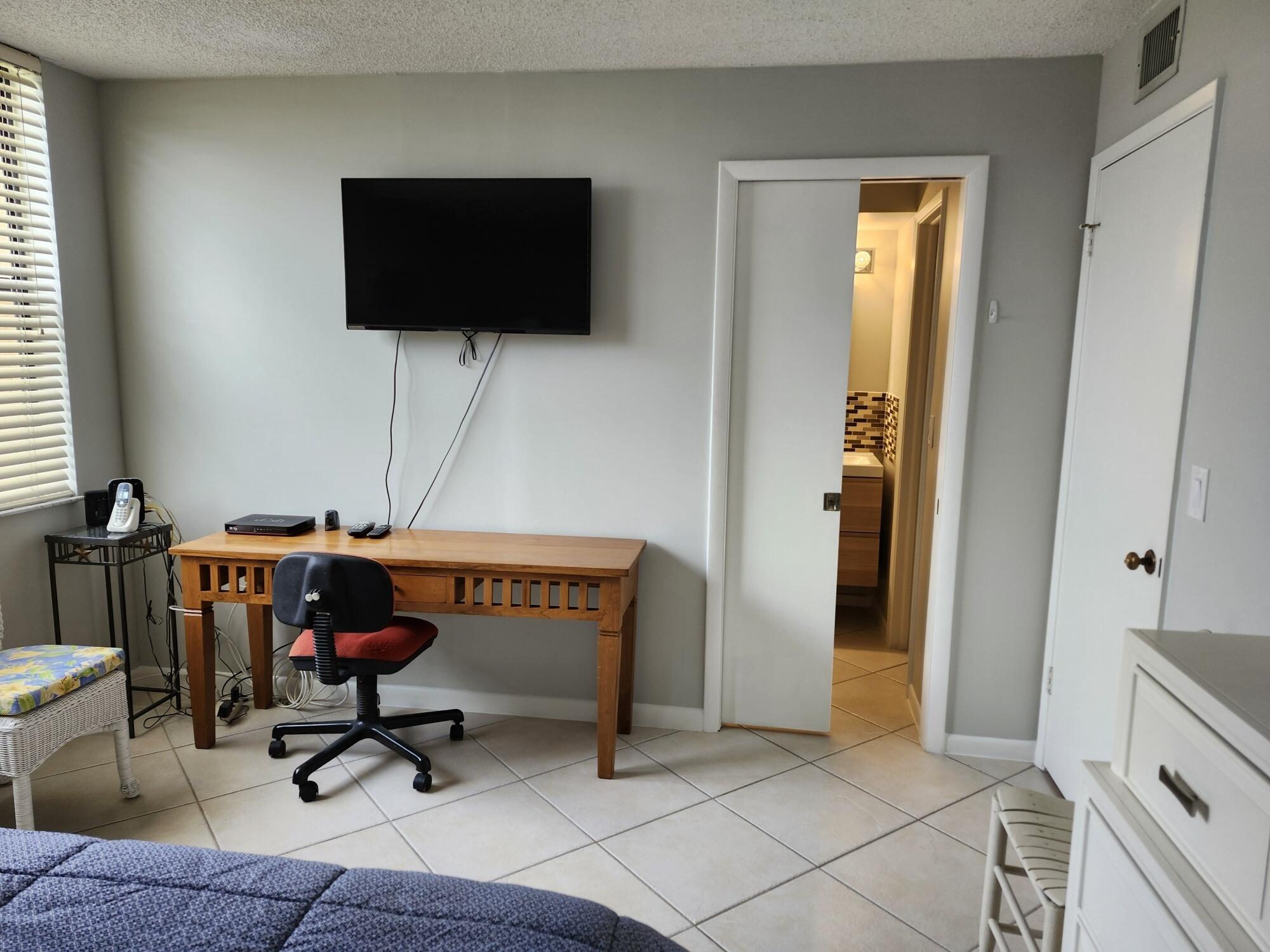 450 Egret Circle 9204