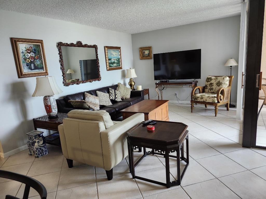 450 Egret Circle 9204