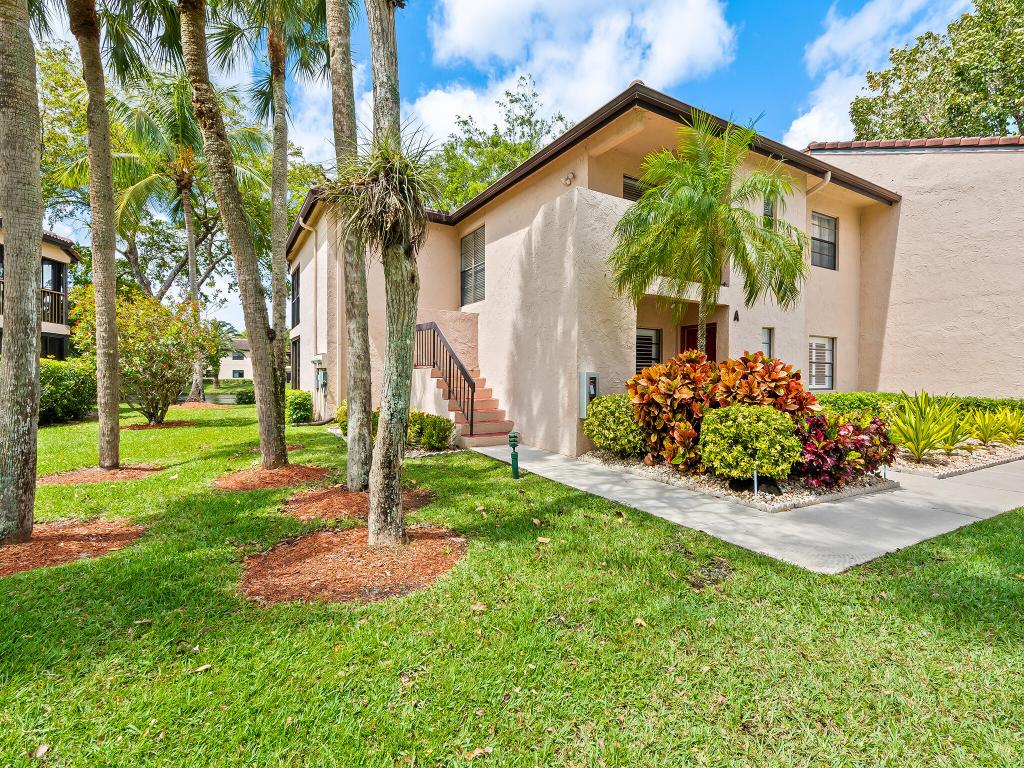 9265 Vista Del Lago 41-B, Boca Raton Unit: 41-B