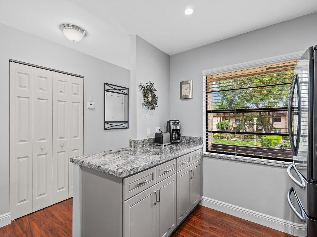 9265 Vista Del Lago 41-B, Boca Raton Unit: 41-B