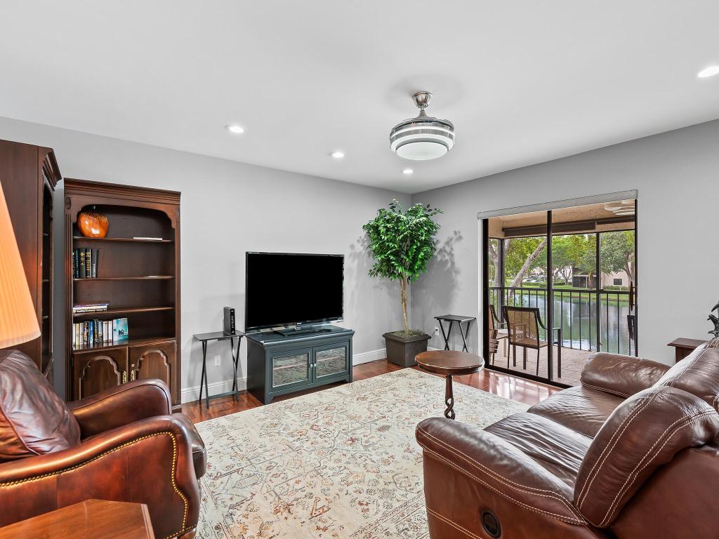 9265 Vista Del Lago 41-B, Boca Raton Unit: 41-B