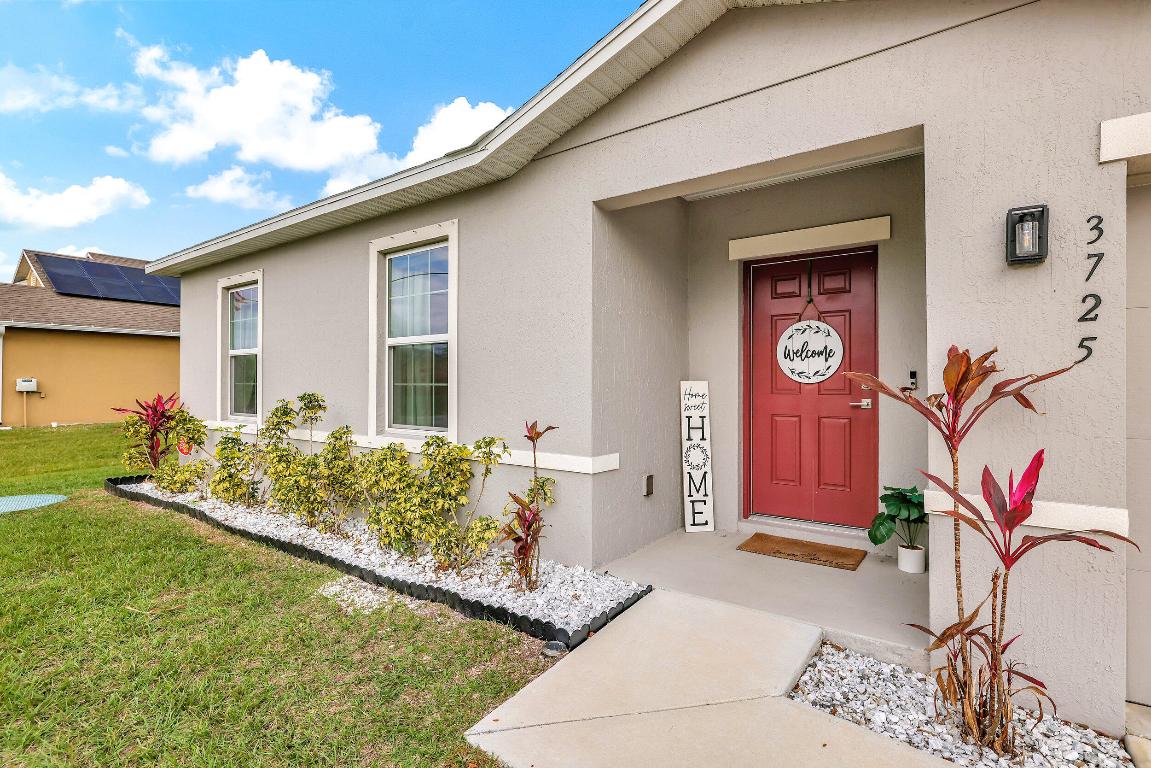 3725 SW Kasin Street