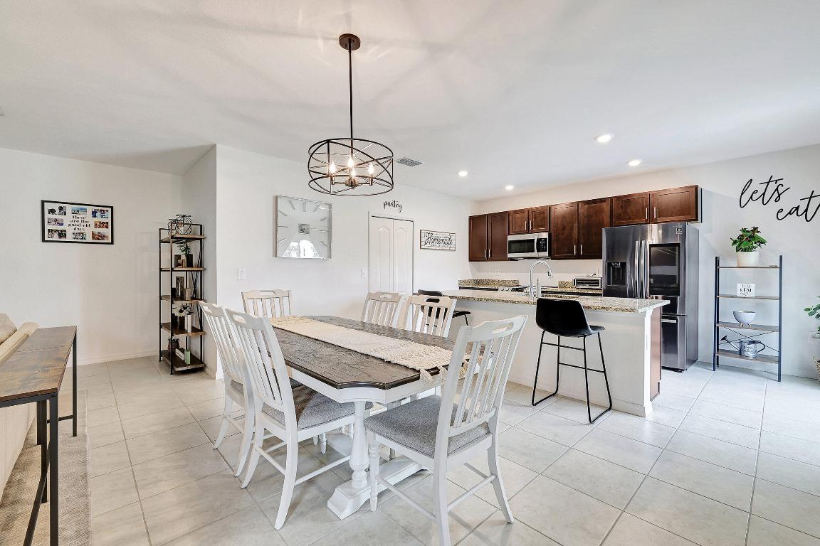 3725 SW Kasin Street