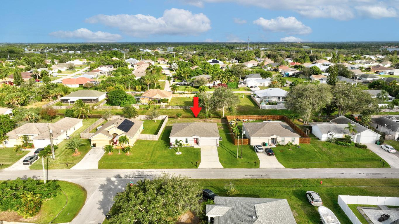 3725 SW Kasin Street