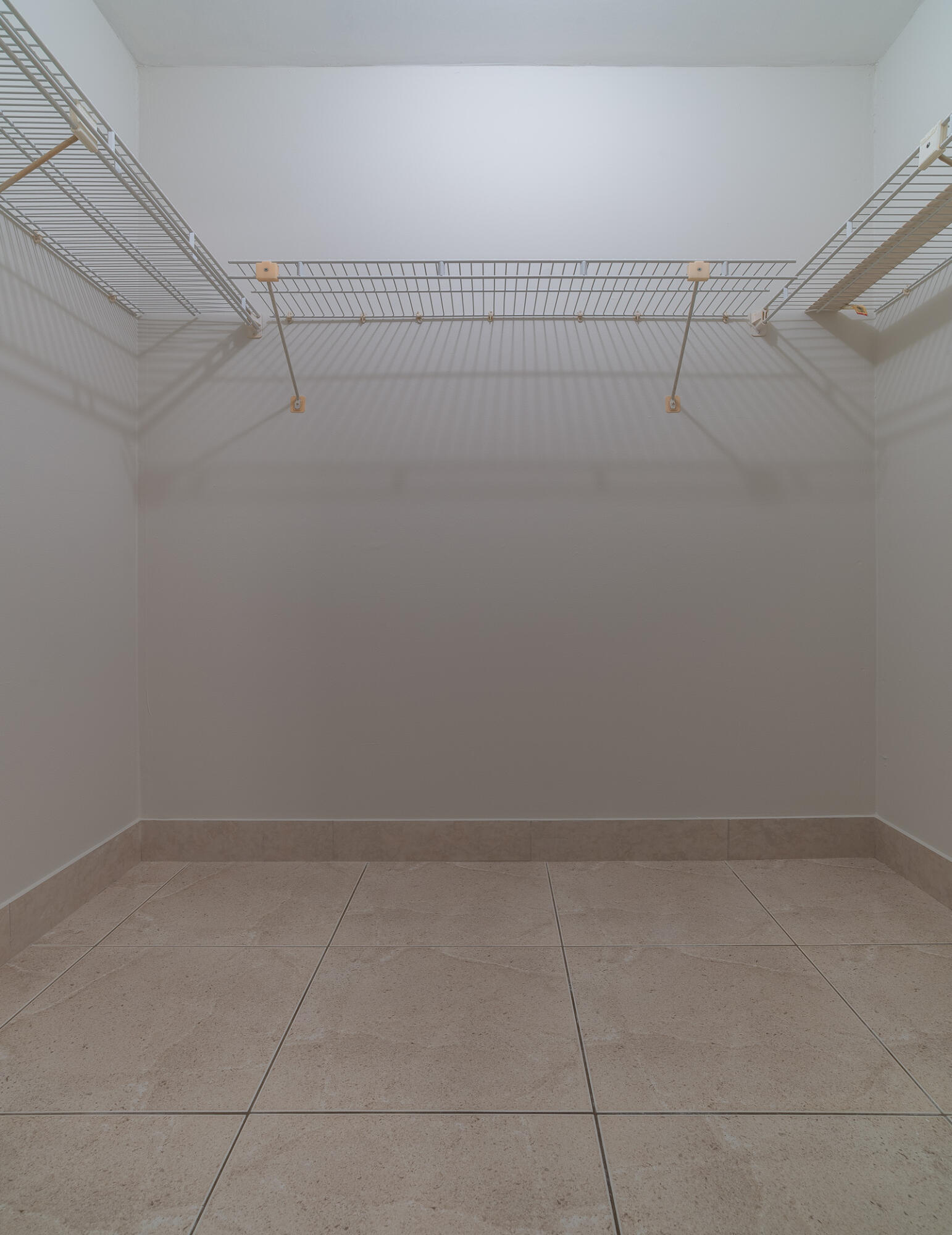 2749 Ponce De Leon Boulevard