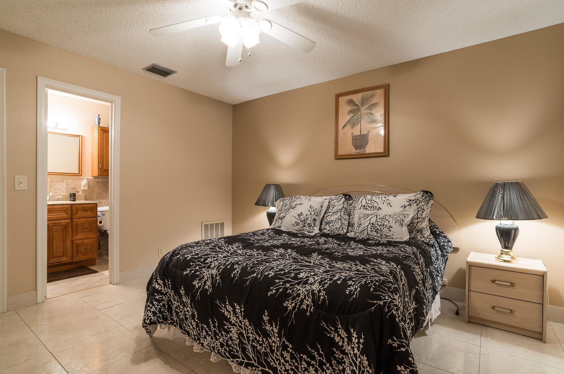 2749 Ponce De Leon Boulevard