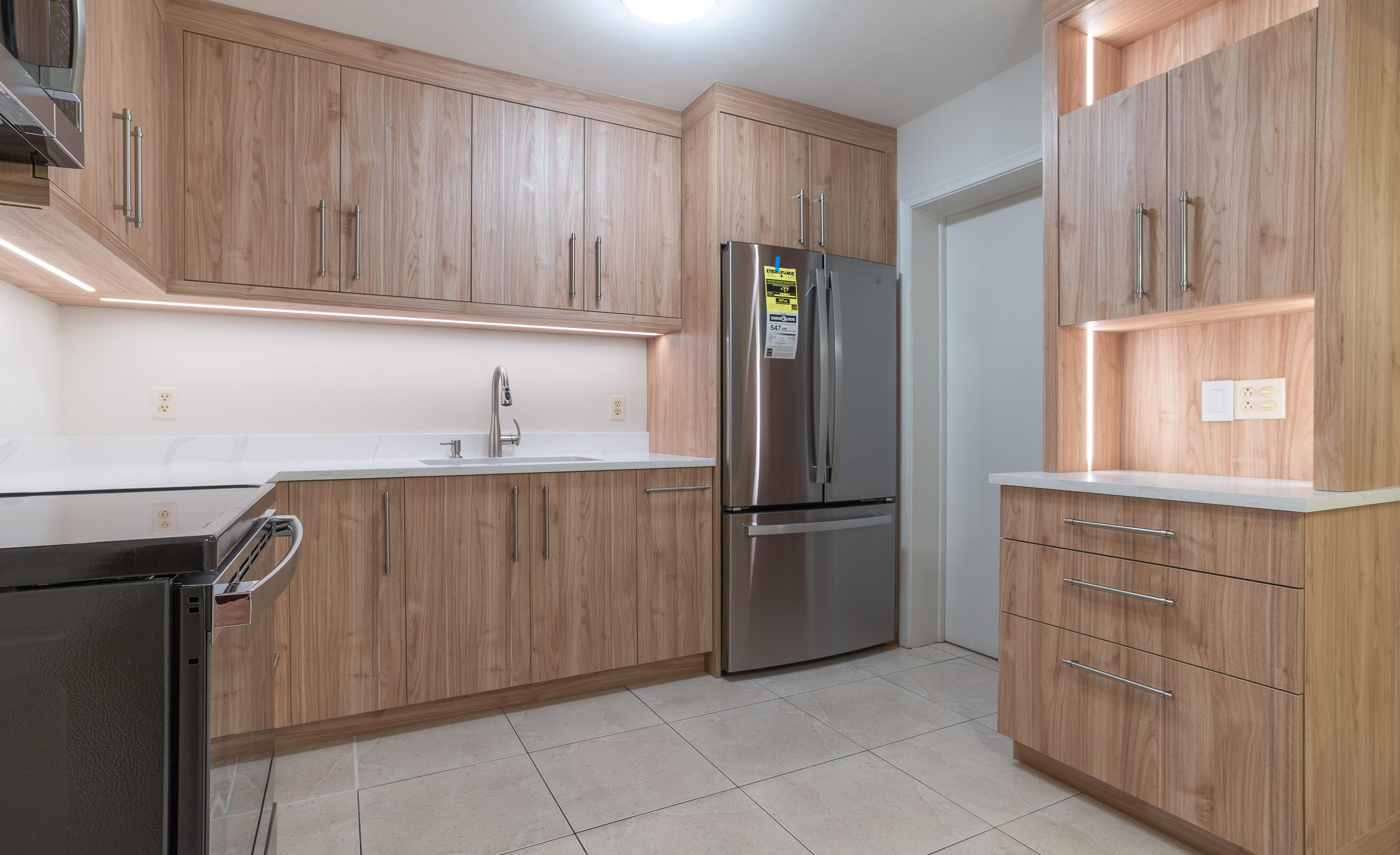 2749 Ponce De Leon Boulevard