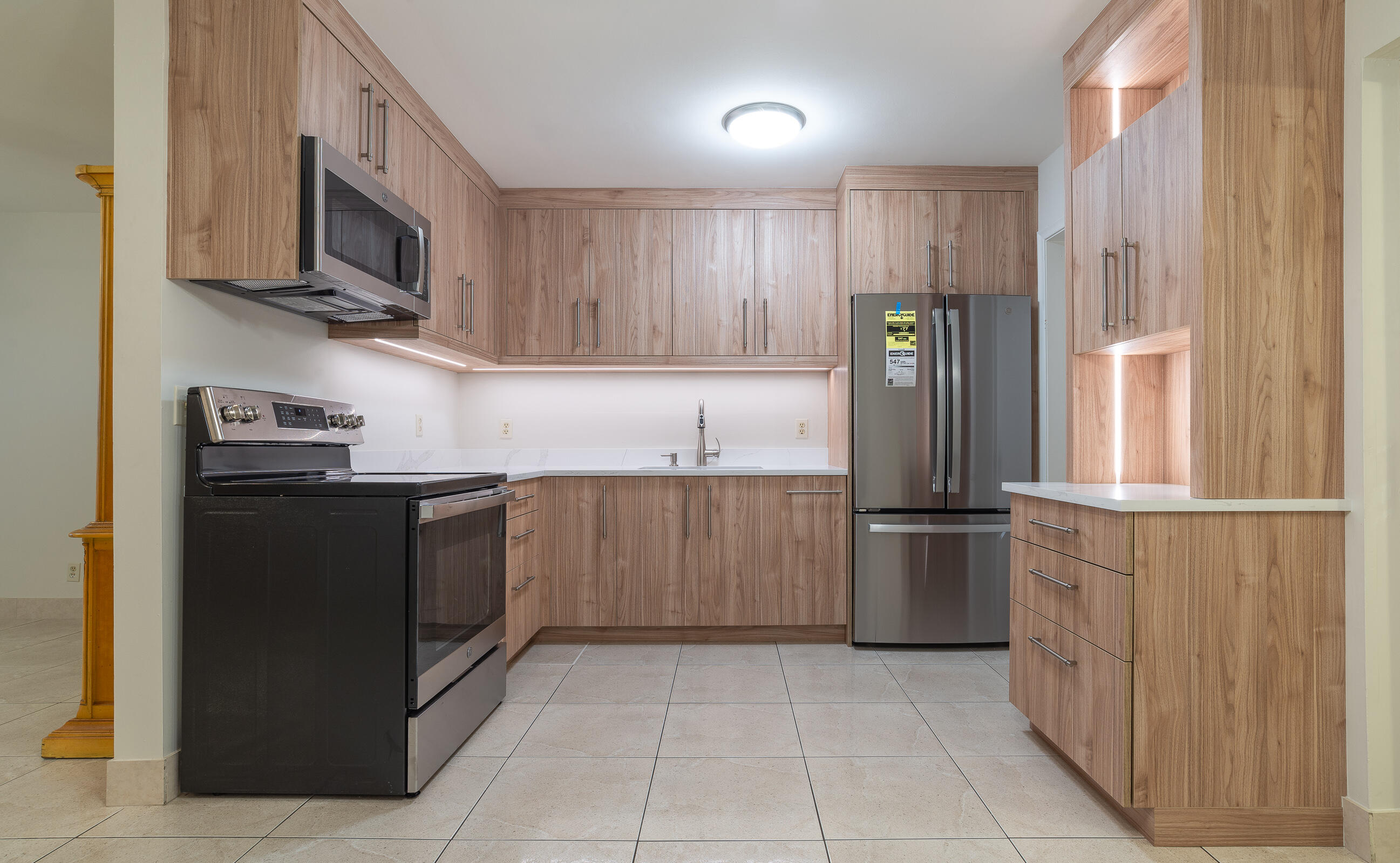 2749 Ponce De Leon Boulevard