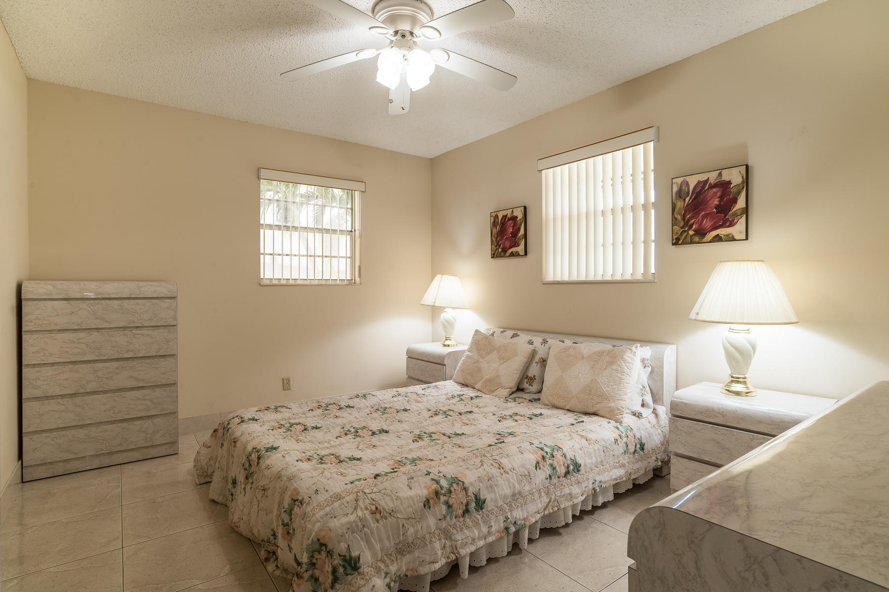 2749 Ponce De Leon Boulevard