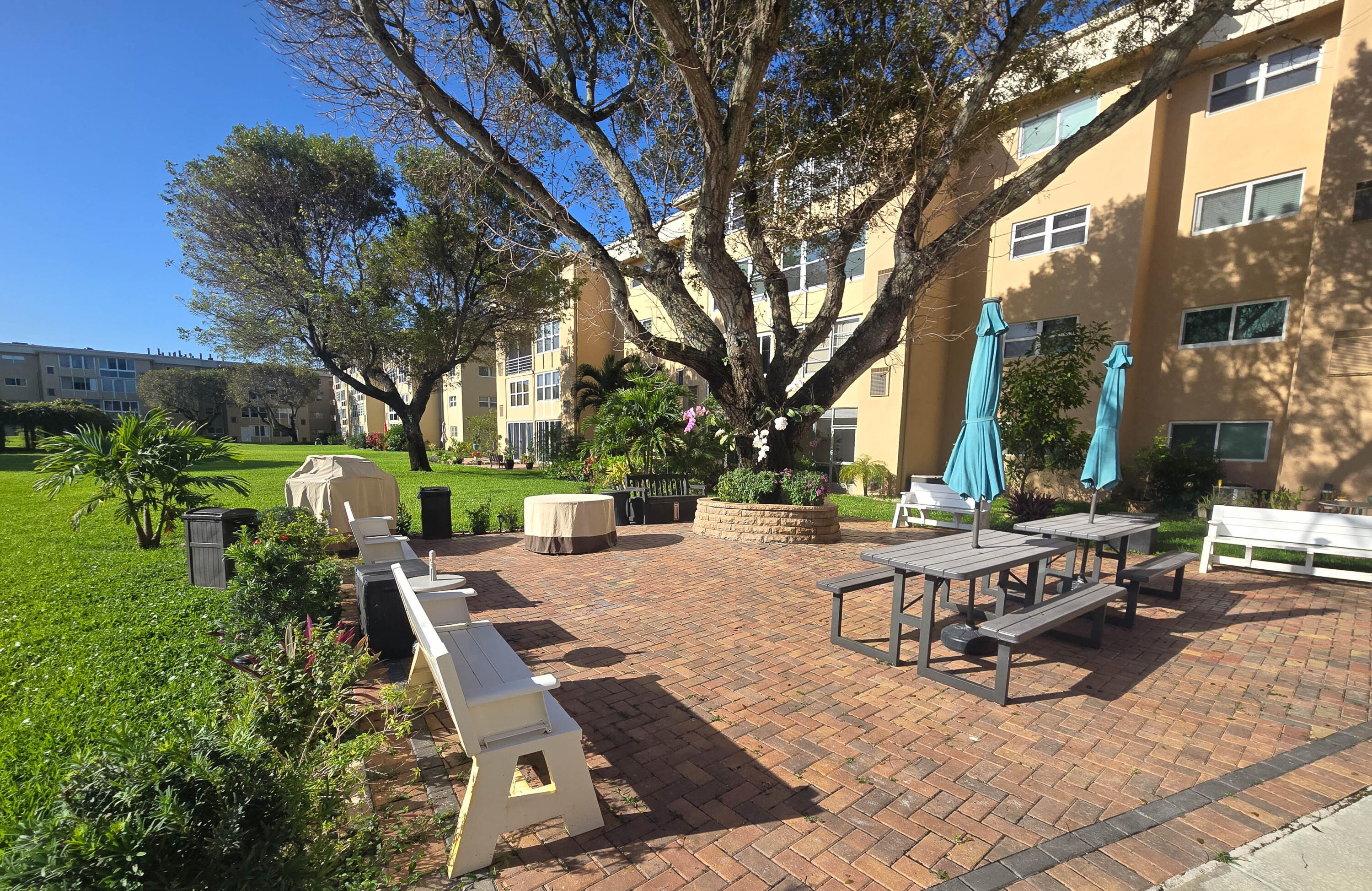 2600 NE 1st Lane 1160