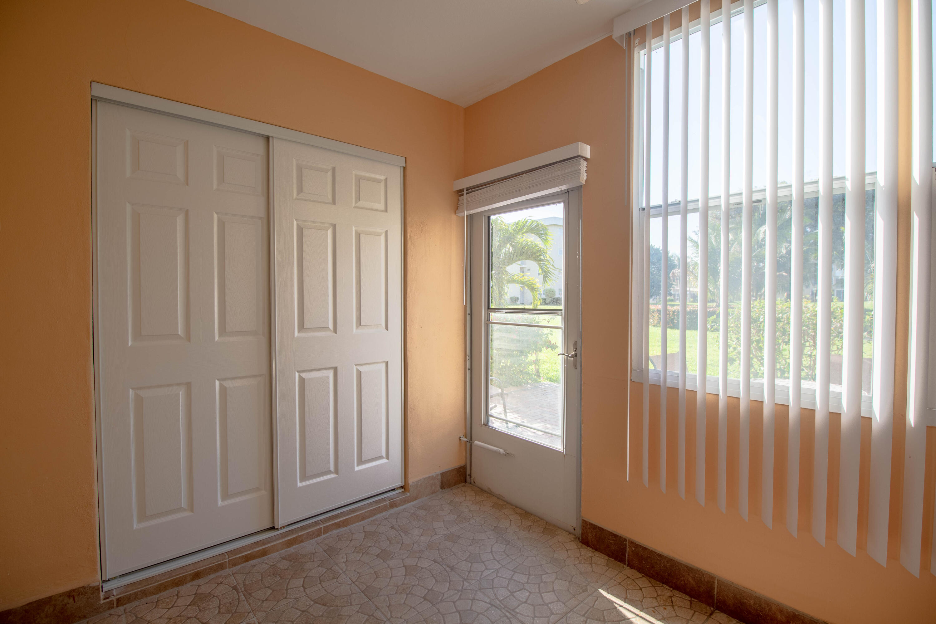 2600 NE 1st Lane 1160