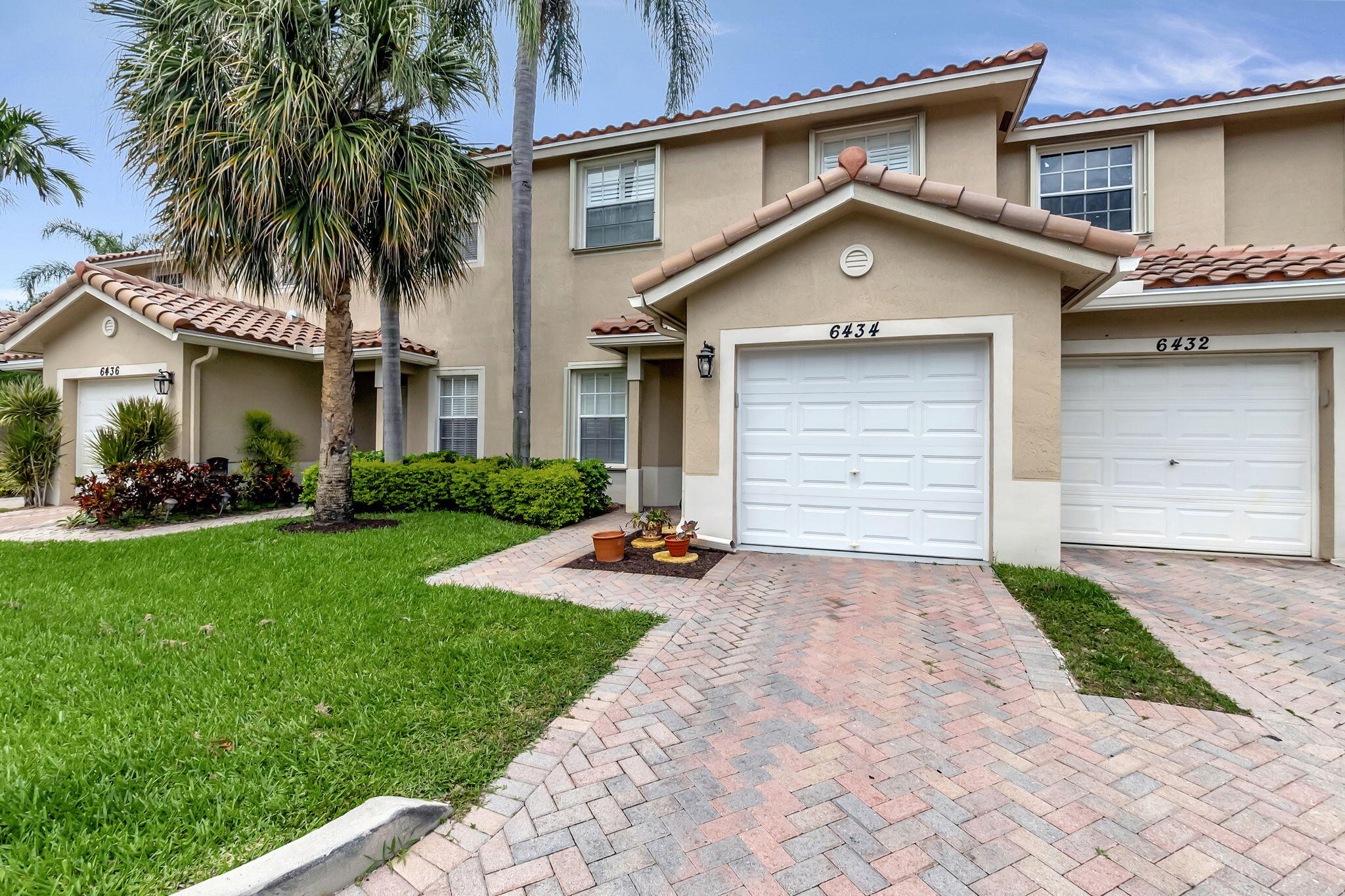 6434 Park Lake Circle