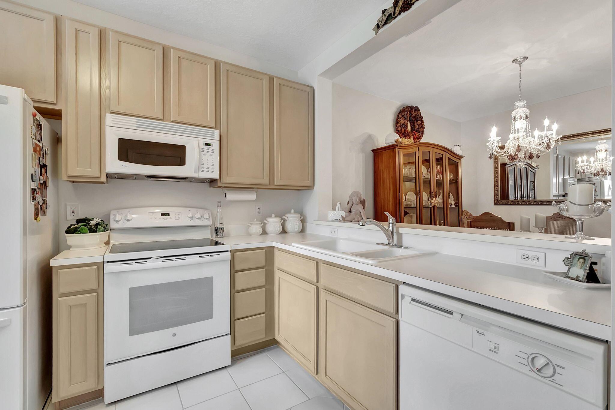 6434 Park Lake Circle