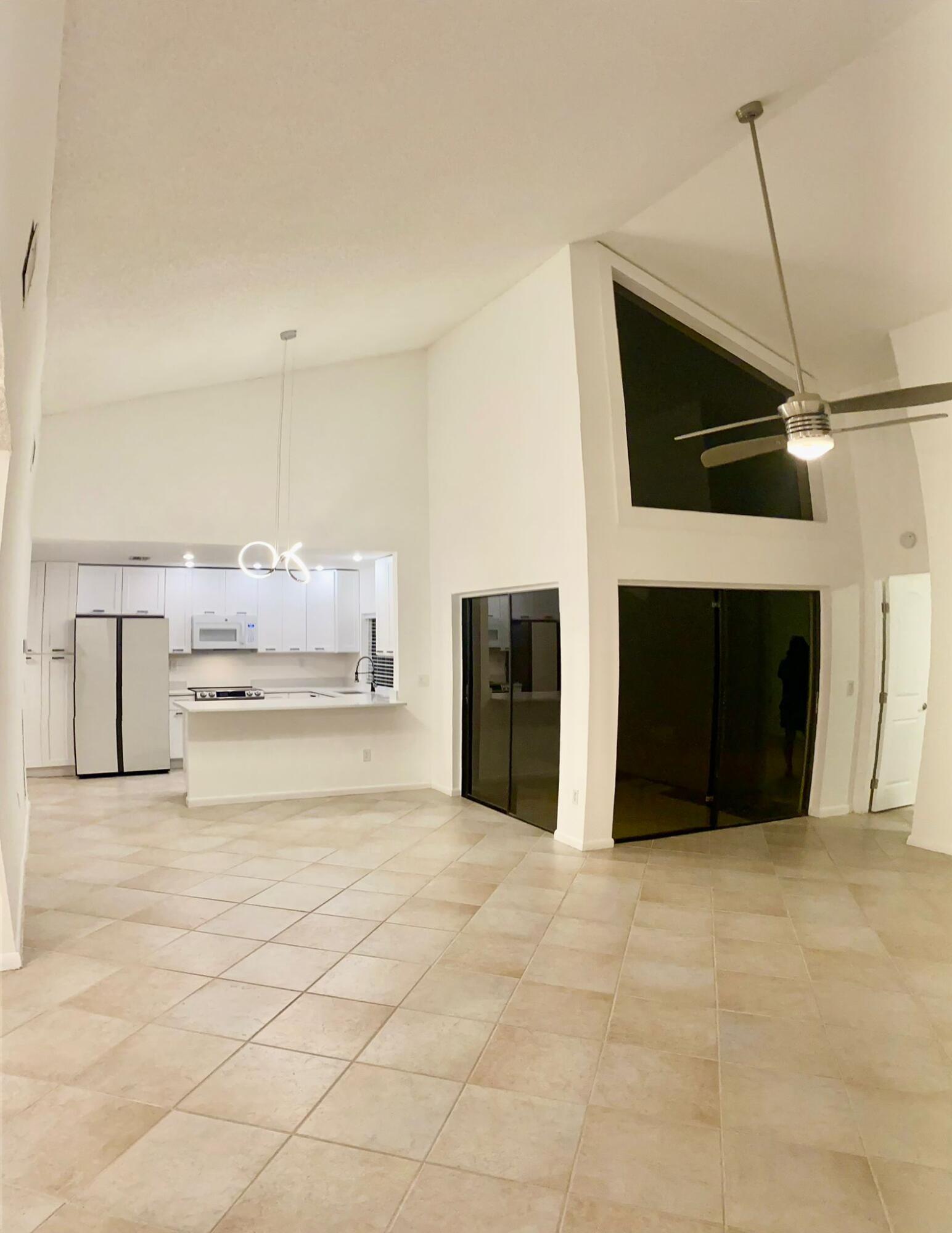 20789 Del Luna Drive