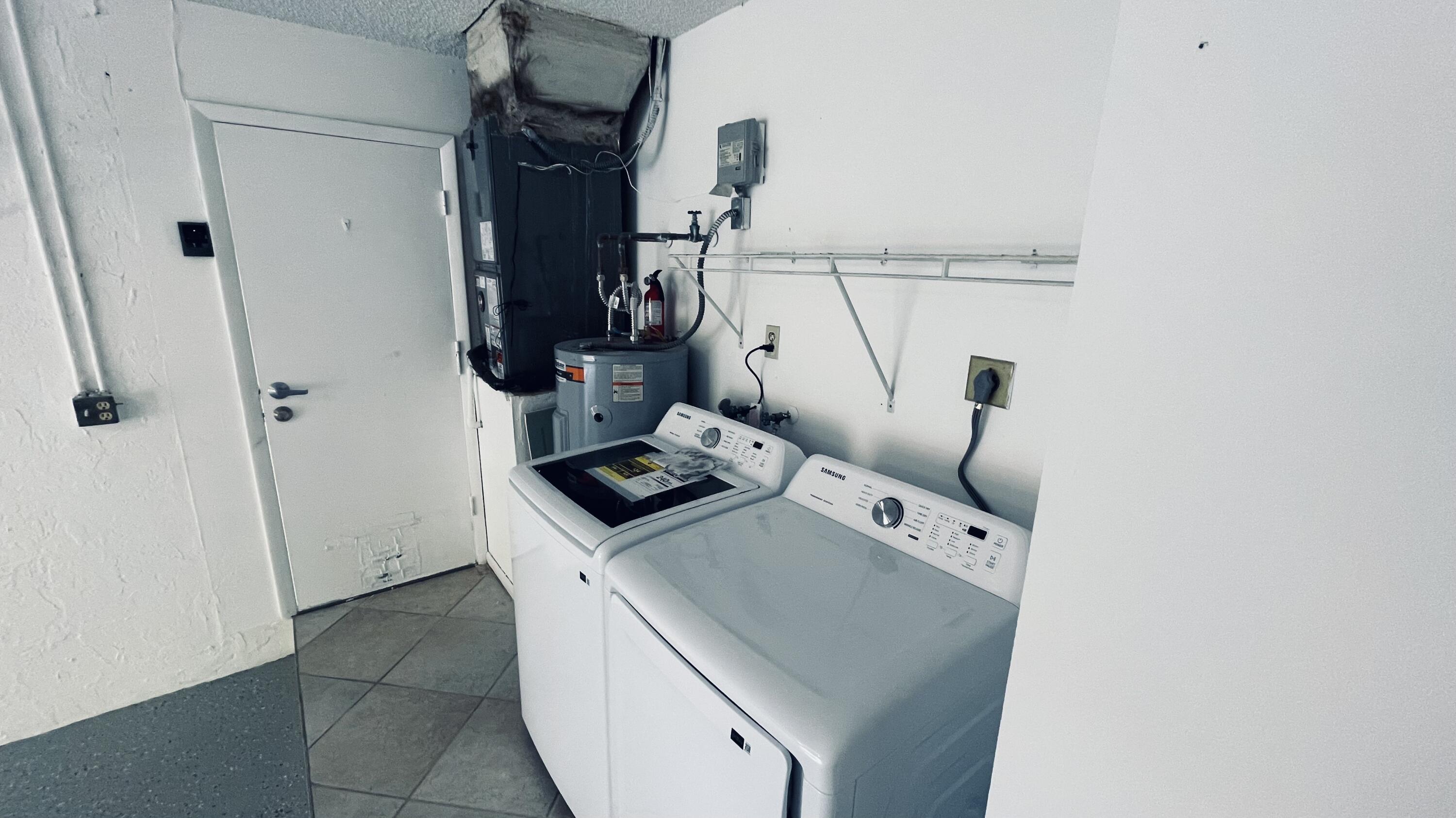 20789 Del Luna Drive