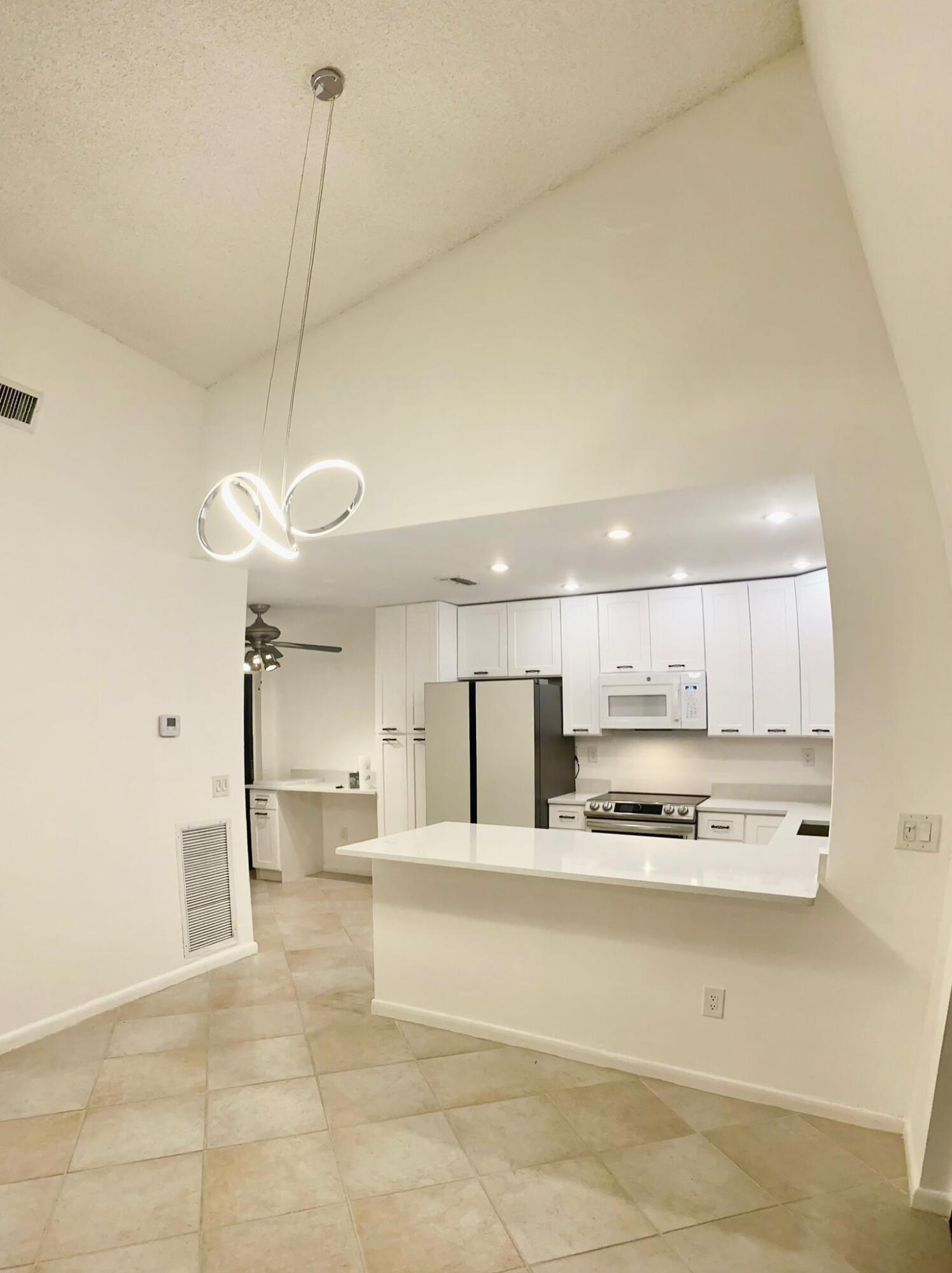 20789 Del Luna Drive